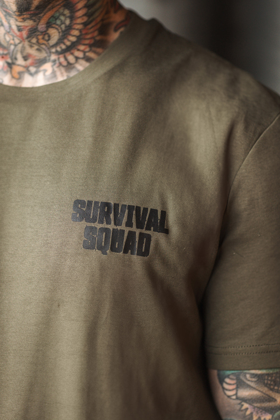 T-SHIRT "SURVIVAL SQUAD" BÄR