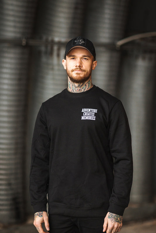 CREWNECK SWEATSHIRT "ADVENTURE CREATES MEMORIES"